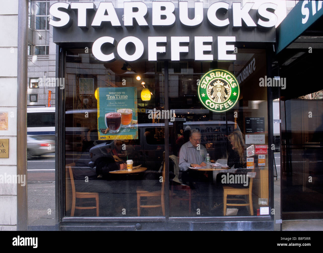 USA New York Starbucks Coffee House Fast Food Chain New York City NYC Stock Photo