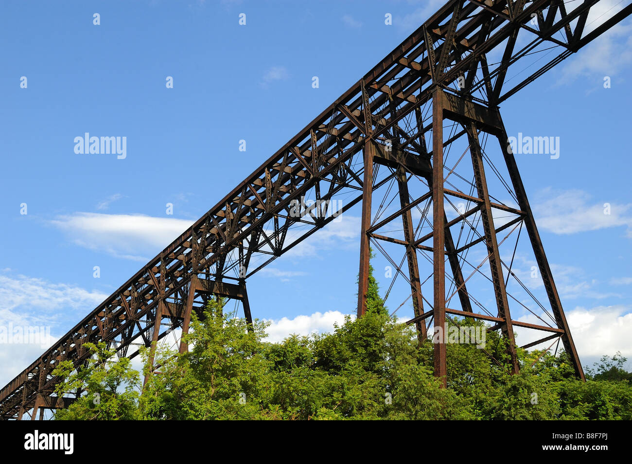 Poughkeepsie Highland Railroad Bridge Stock Photo Alamy