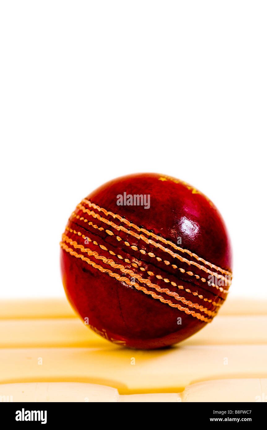 Throw ball ground hires stock photography and images Alamy