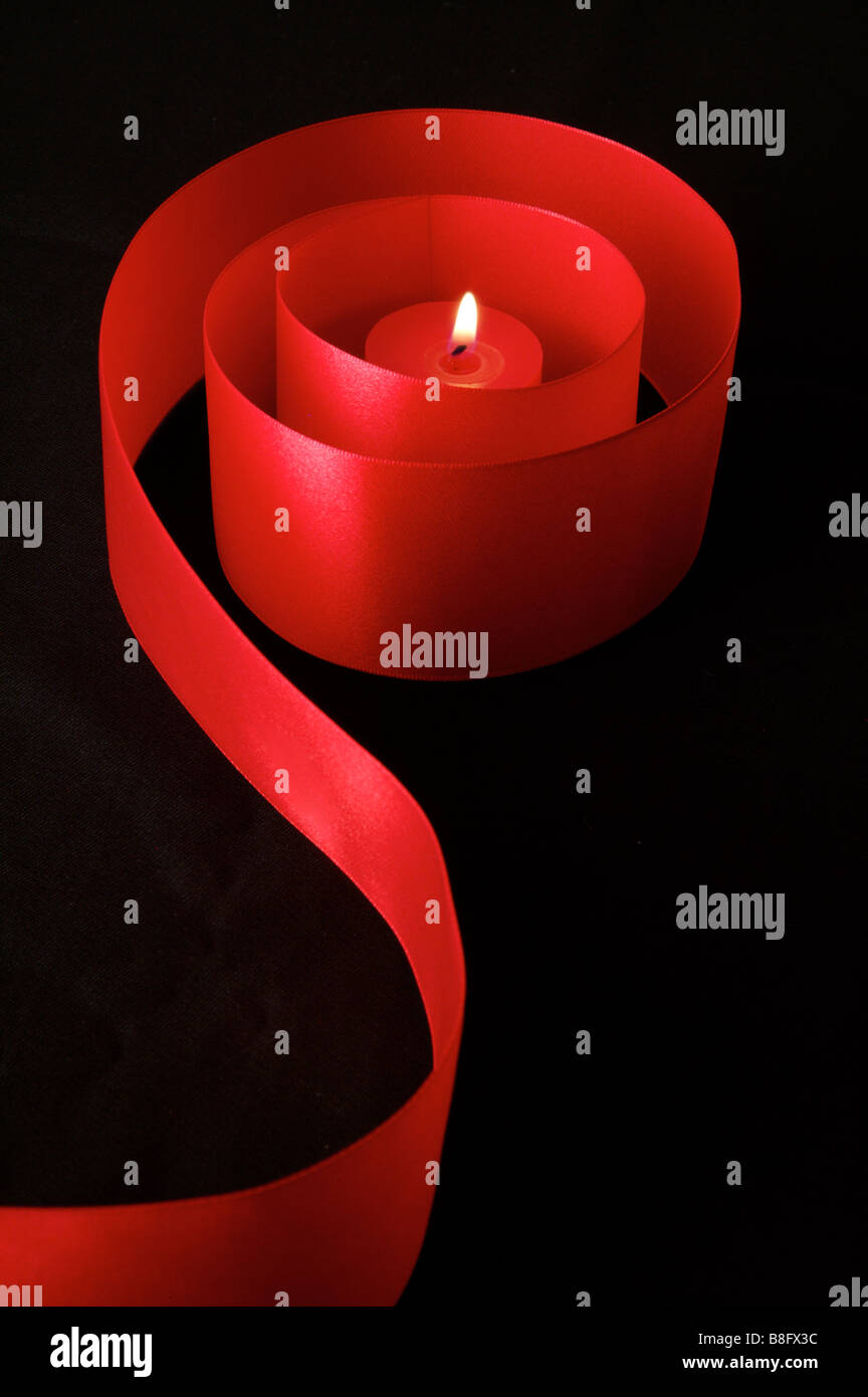 Black twisted ribbon hi-res stock photography and images - Alamy