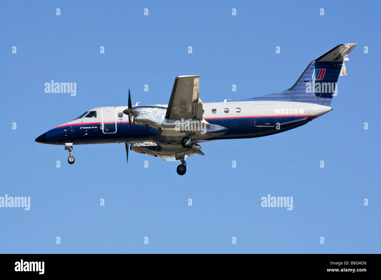 D-CAOB Air Omega Embraer EMB-120ER(FC) Brasilia Photo by Vincent