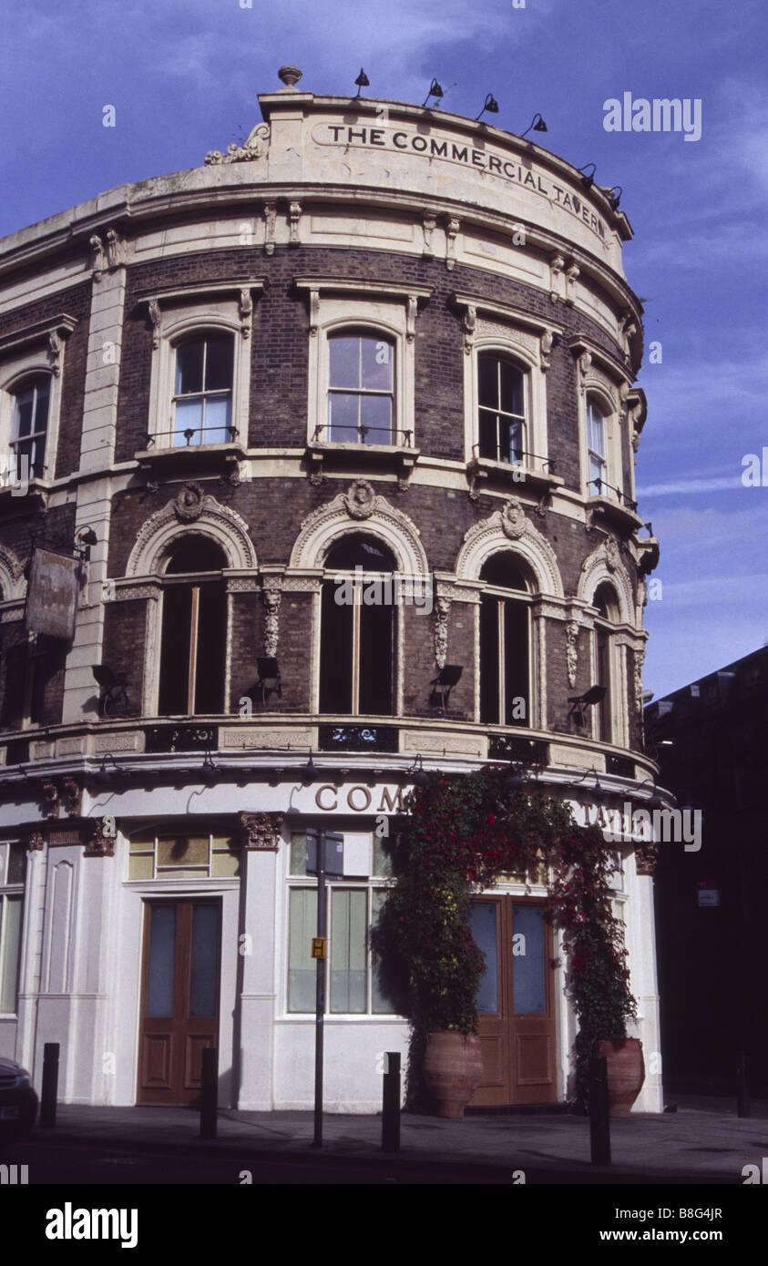 The Commercial Tavern Commercial Road London E1 Stock Photo