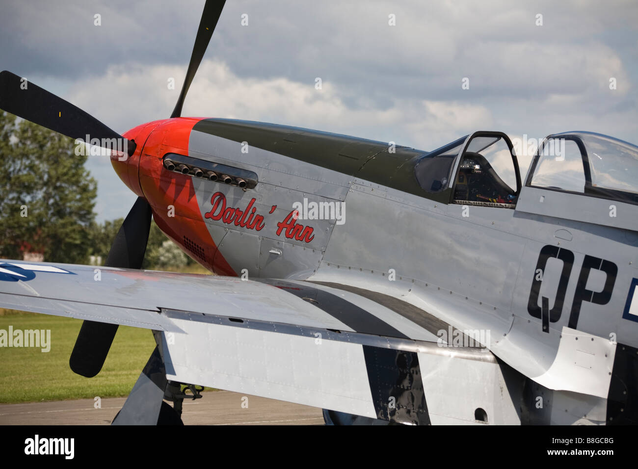 Nose art and cockpit of North American P51 Mustang at Breighton. Yorkshire, just prior to being sold to new owner in Germany. Stock Photo