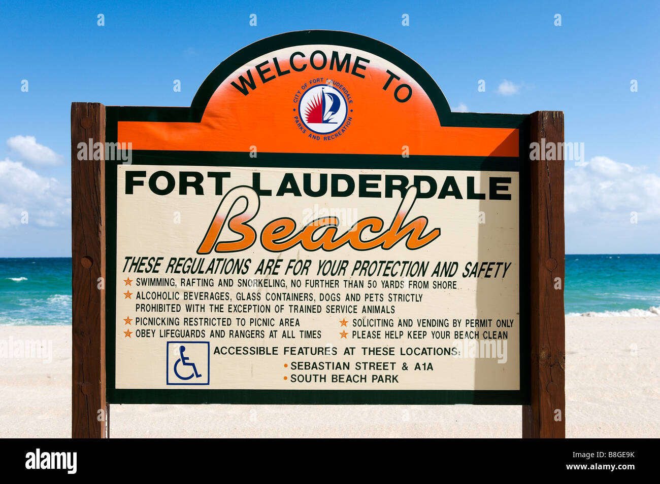 Welcome To Fort Lauderdale Beach Sign Fort Lauderdale Beach Gold Coast Florida Usa Stock Photo Alamy