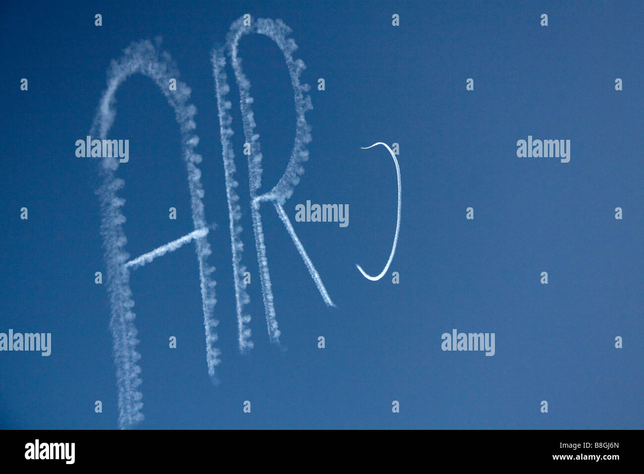 Aircraft sky writing hires stock photography and images Alamy