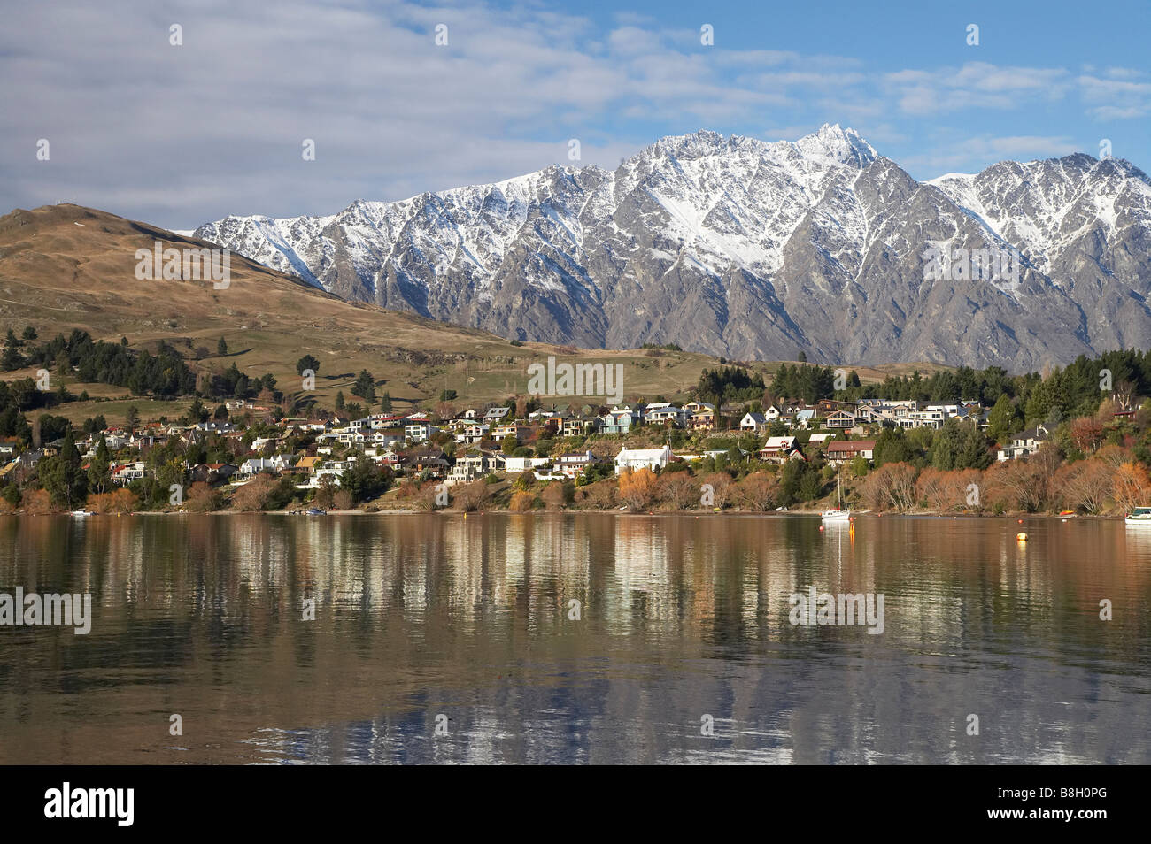 Lake Wakatipu Kelvin Heights and The Remarkables Queenstown South ...