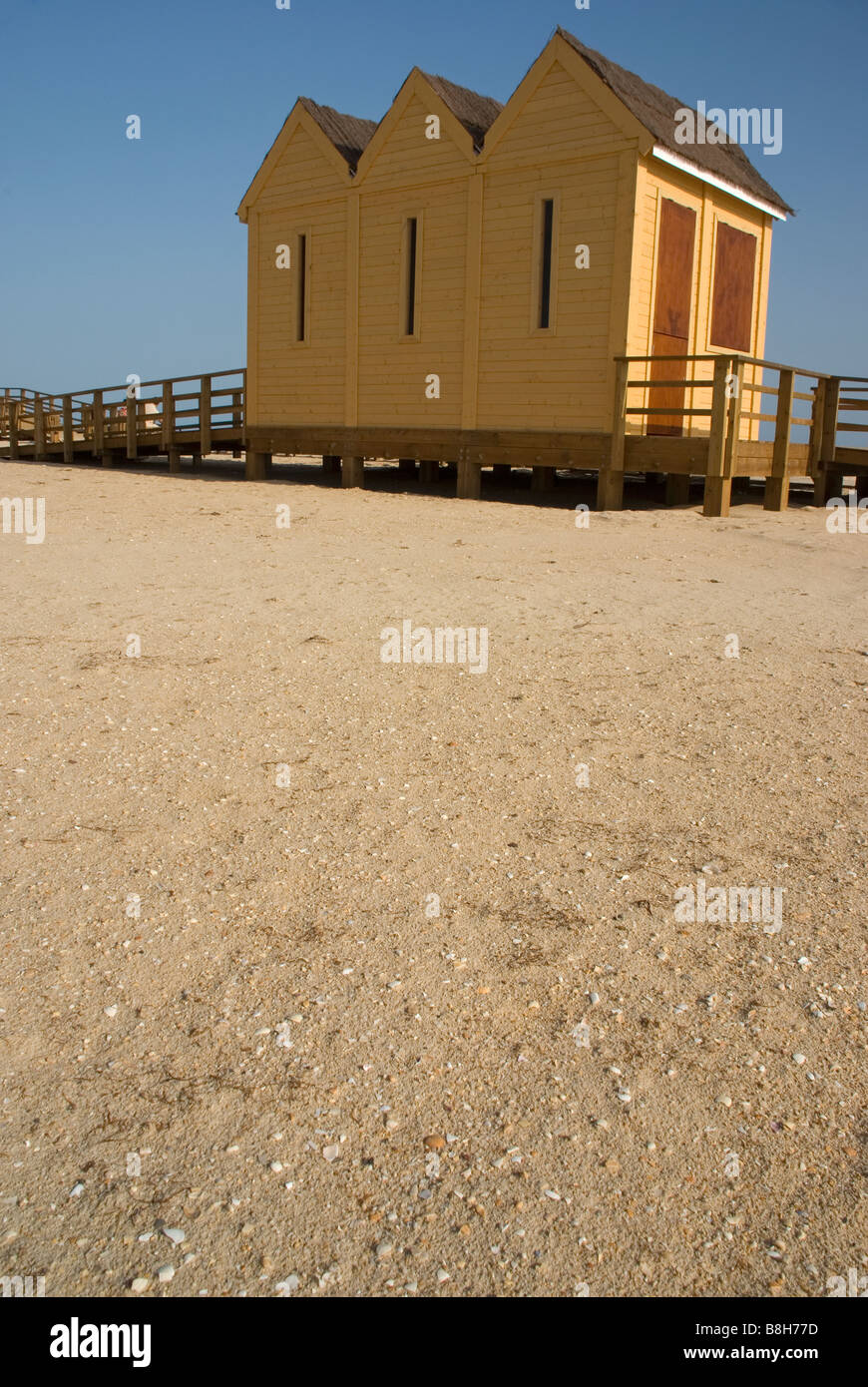 Beach huts at Praia Manta Rota, Algarve, Portugal Stock Photo