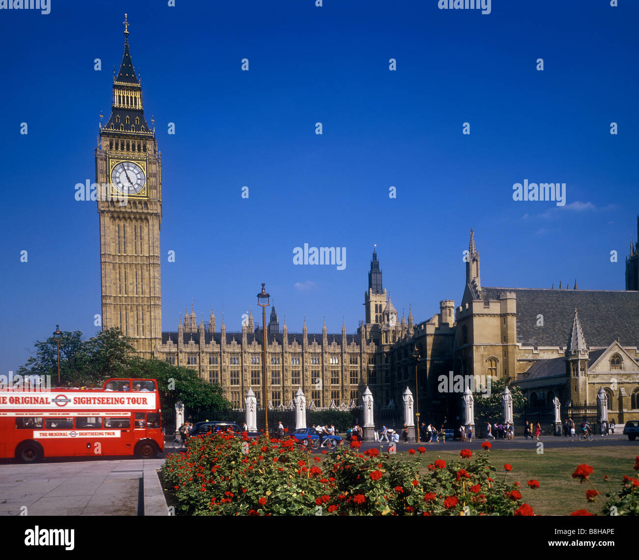 View of the clock tower of Big Ben at the north eastern end of the ...