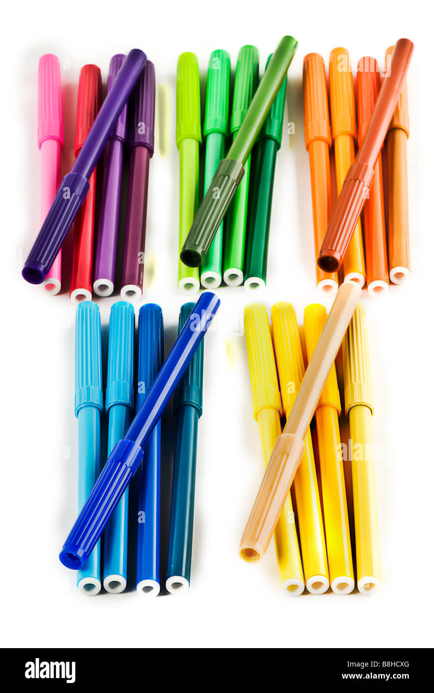 https://c8.alamy.com/comp/B8HCXG/5-piles-of-5-markers-each-pile-is-separated-by-color-blue-green-orange-B8HCXG.jpg