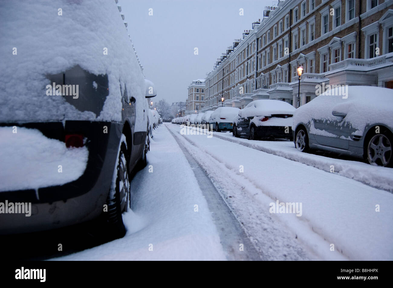 Car tracks hires stock photography and images Alamy