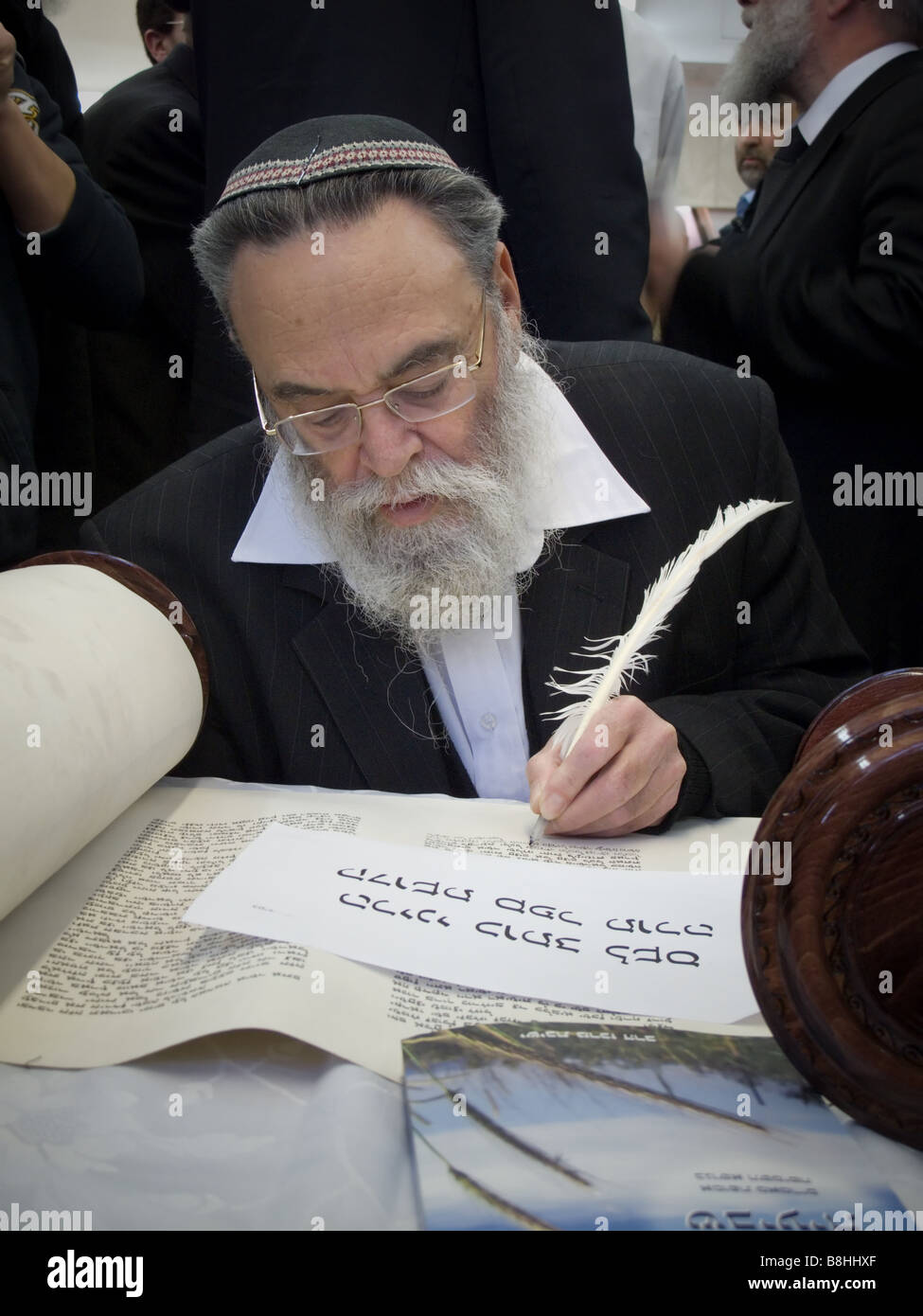 Rabbi hi-res stock photography and images - Alamy