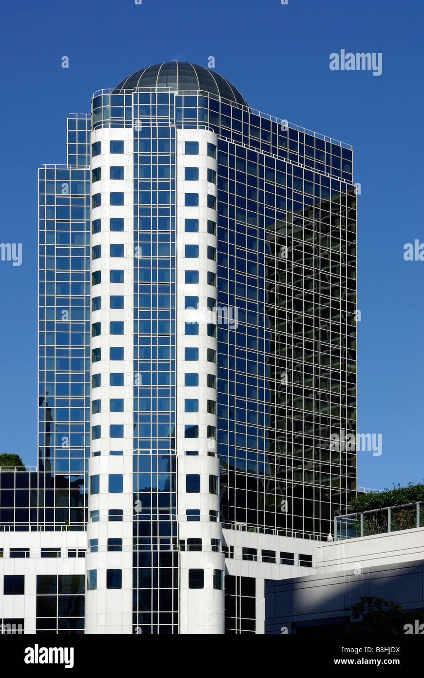 Contorted windows hi-res stock photography and images - Alamy