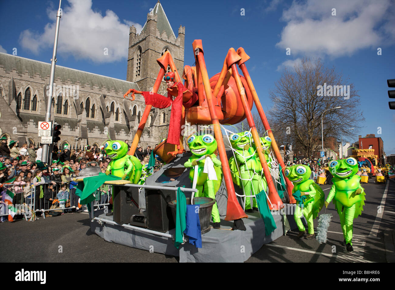 snake st patricks day parade float