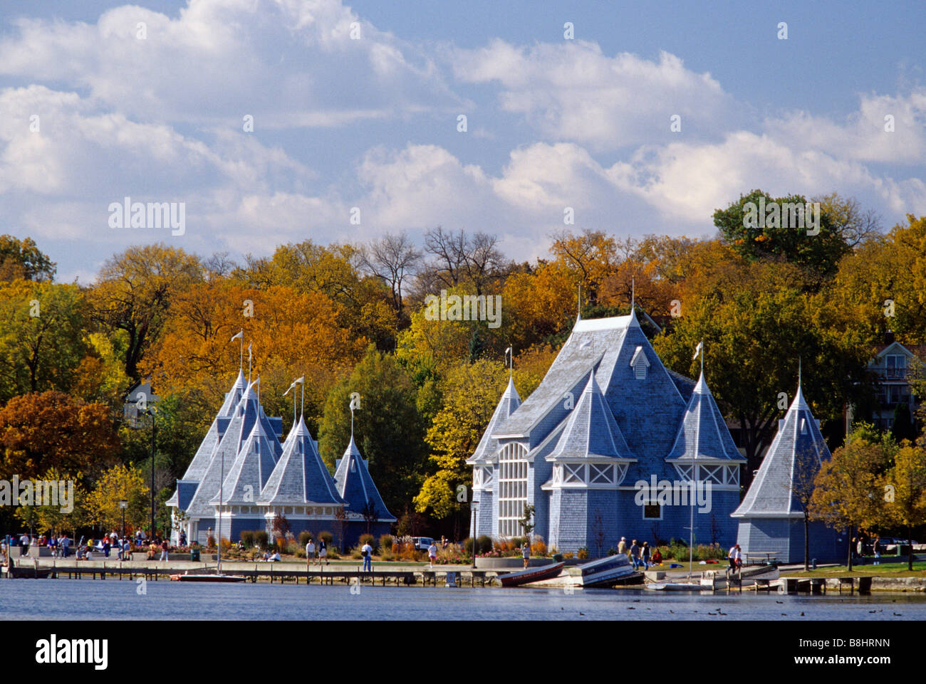 LAKE HARRIET PAVILION AND RECTORY IN SOUTH MINNEAPOLIS, MINNESOTA. FALL