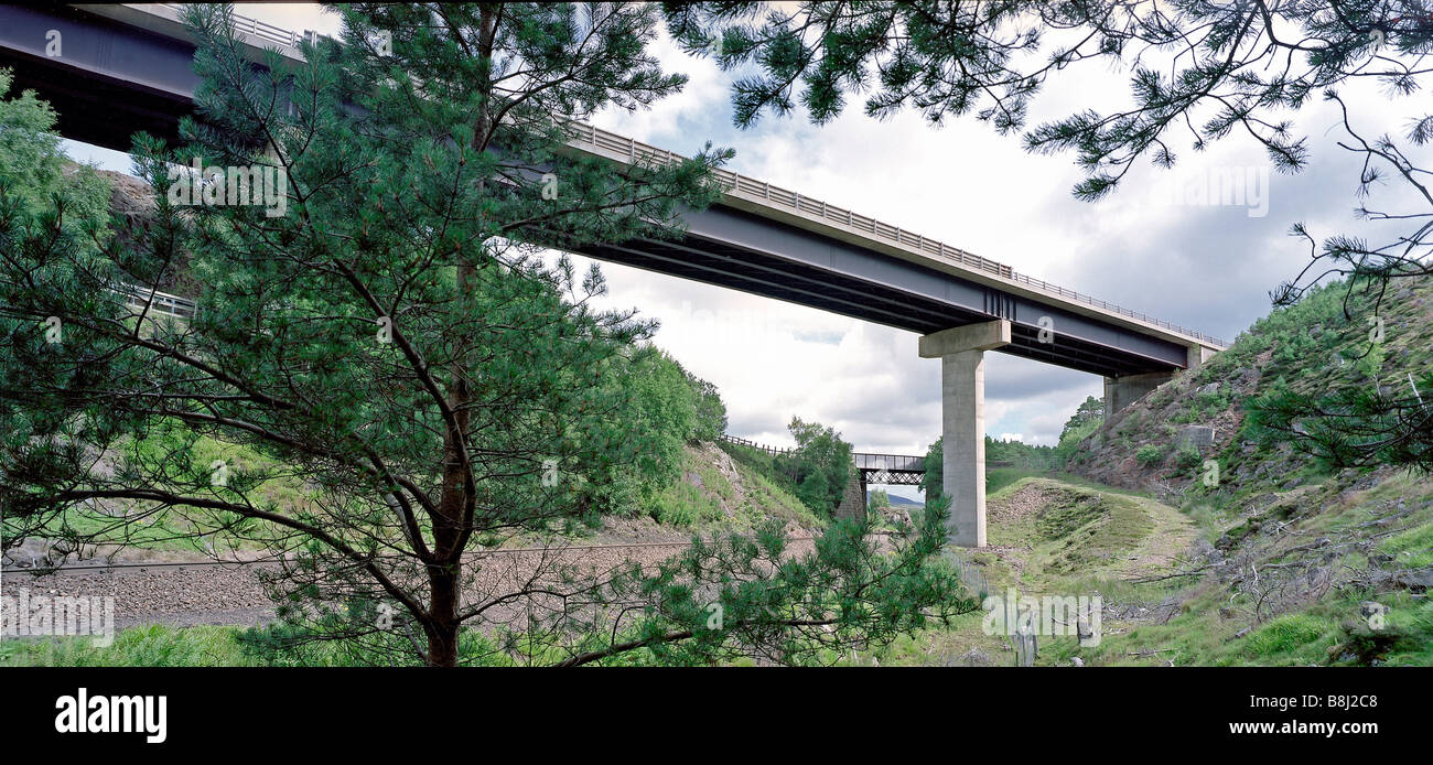 Slochd Beag Road Bridge built with corrosion resistant weathered steel having considerable economic and environmental advantages Stock Photo