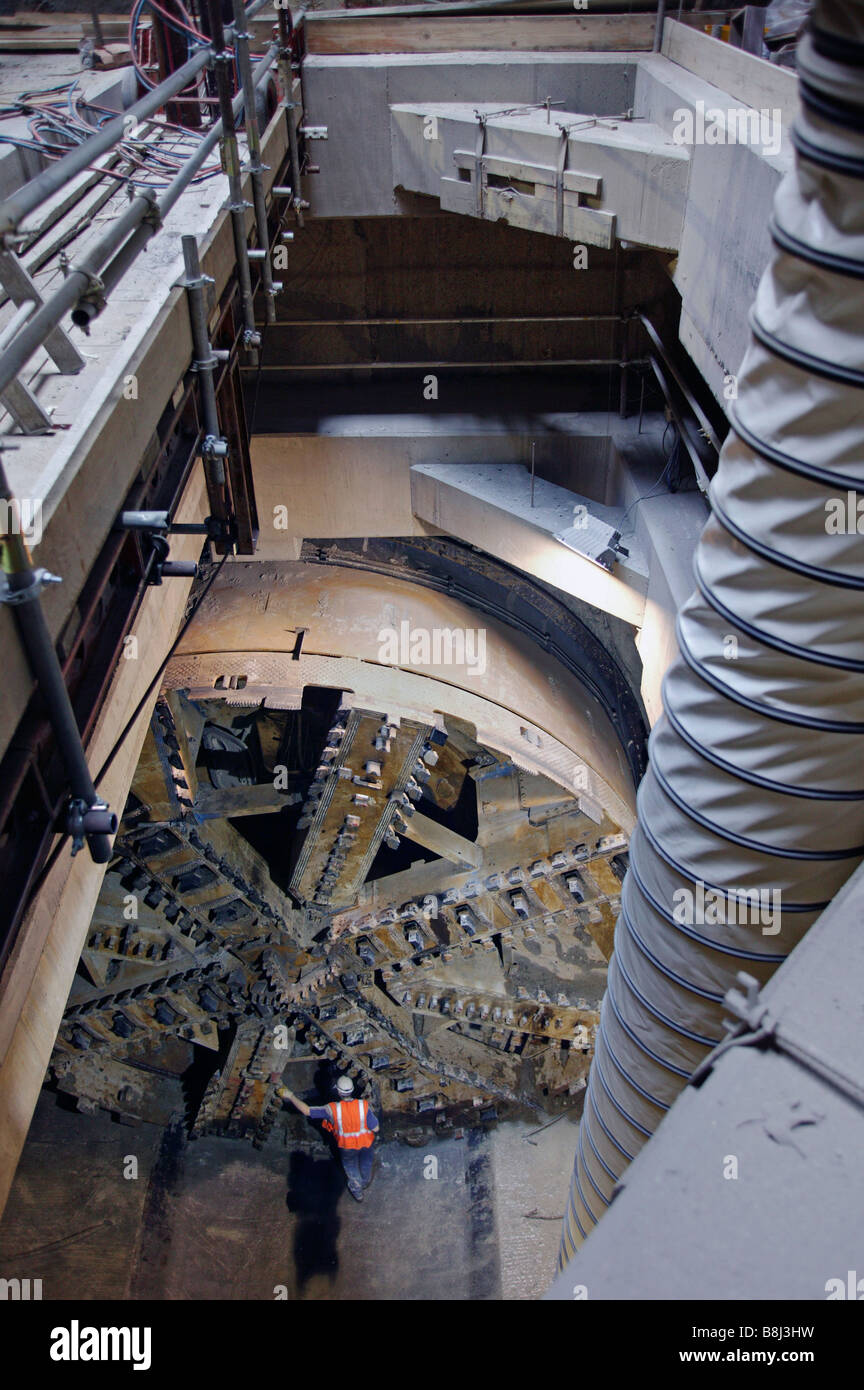 8.15m Tunnel Boring Machine 'Annie' passing through ventilation shaft during 7.5km excavation on the Channel Tunnel Rail Link. Stock Photo