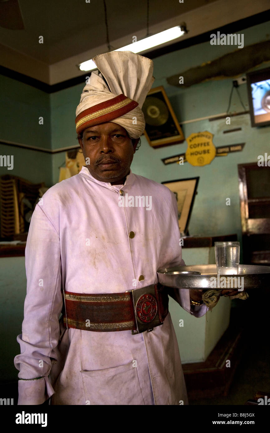 India restaurant waiter hires stock photography and images Alamy