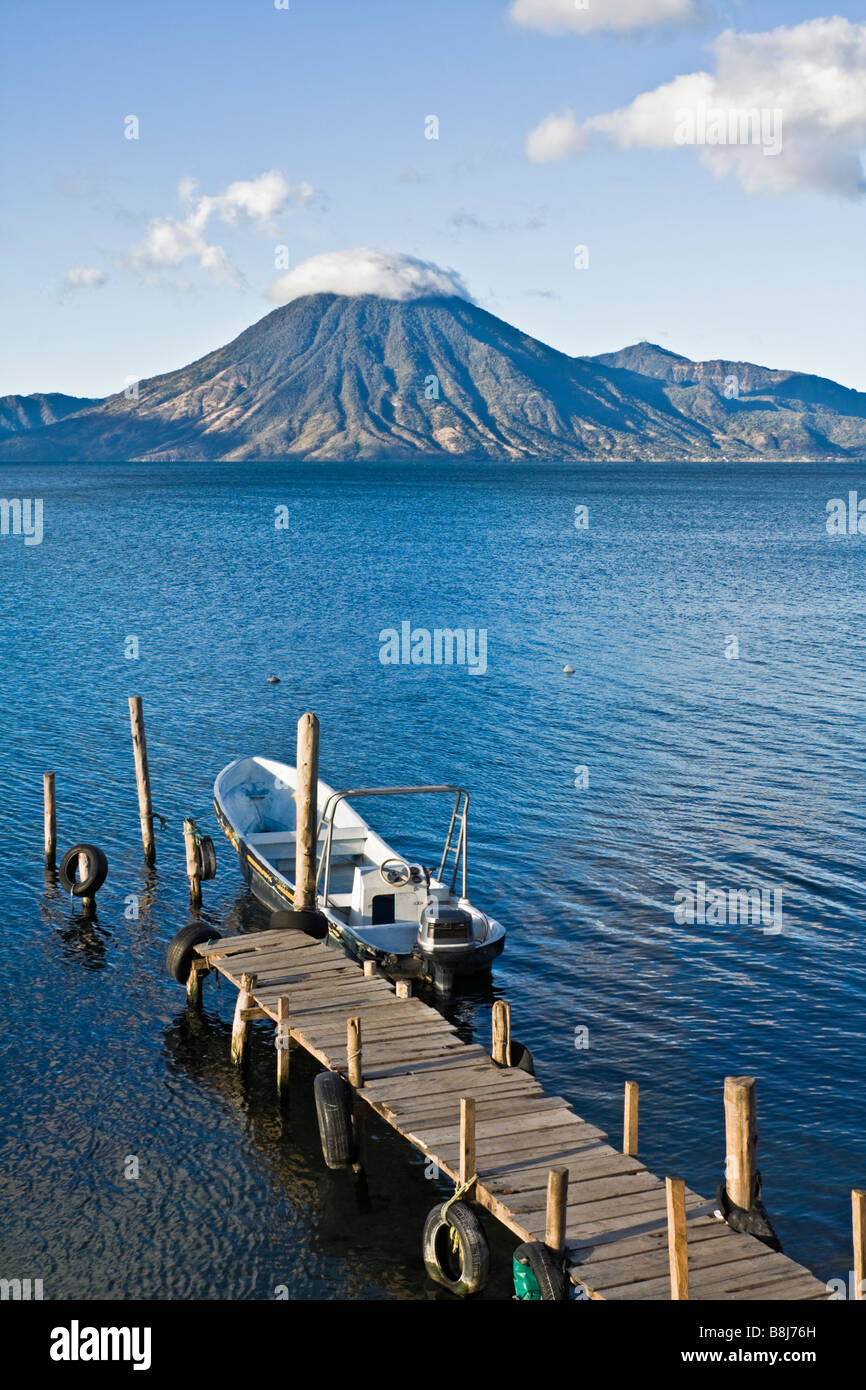Lago Attilan in Panajachel Guatemala Stock Photo Alamy