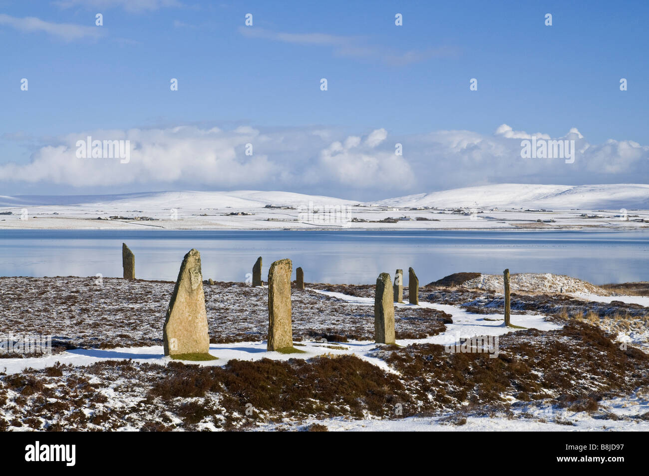 dh  RING OF BRODGAR ORKNEY Stone circle henge snow landscape Harray Loch snowscape neolithic Stock Photo
