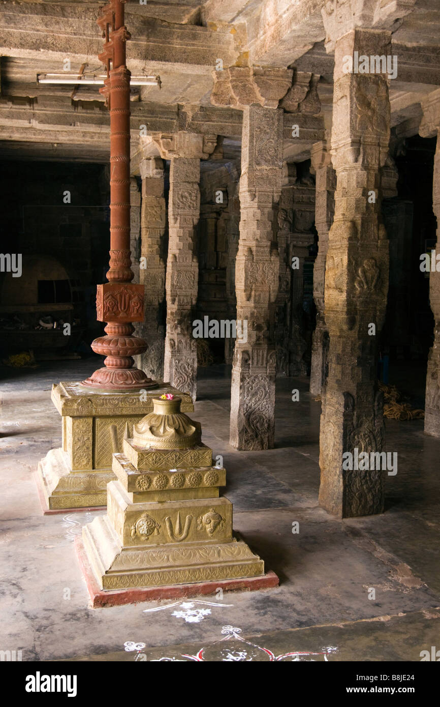 South Indian Temple Pillar Stock Photos & South Indian Temple Pillar Stock Images Alamy