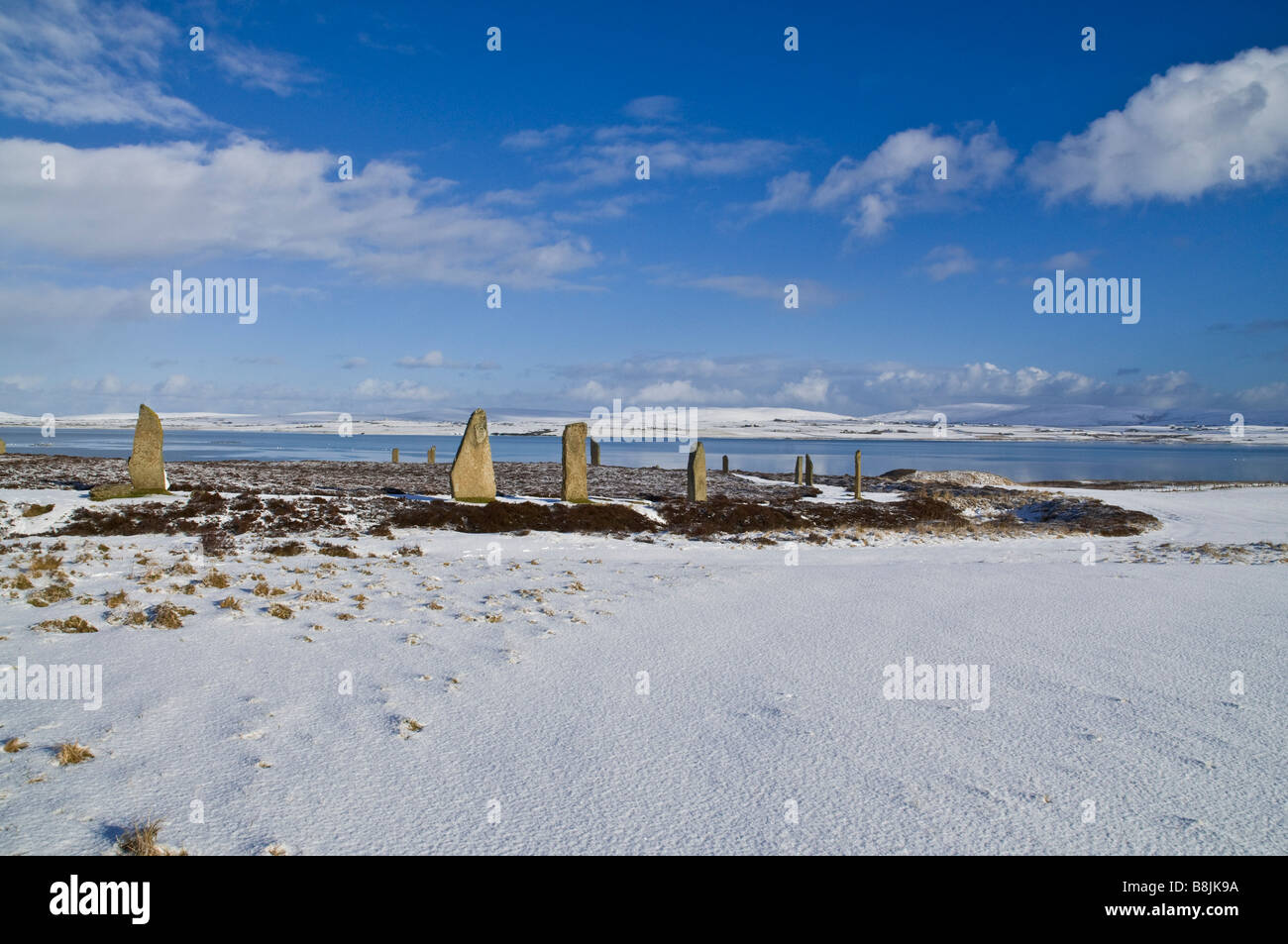 dh  RING OF BRODGAR ORKNEY Stone circle henge snow landscape Harray Loch megalithic winter Stock Photo