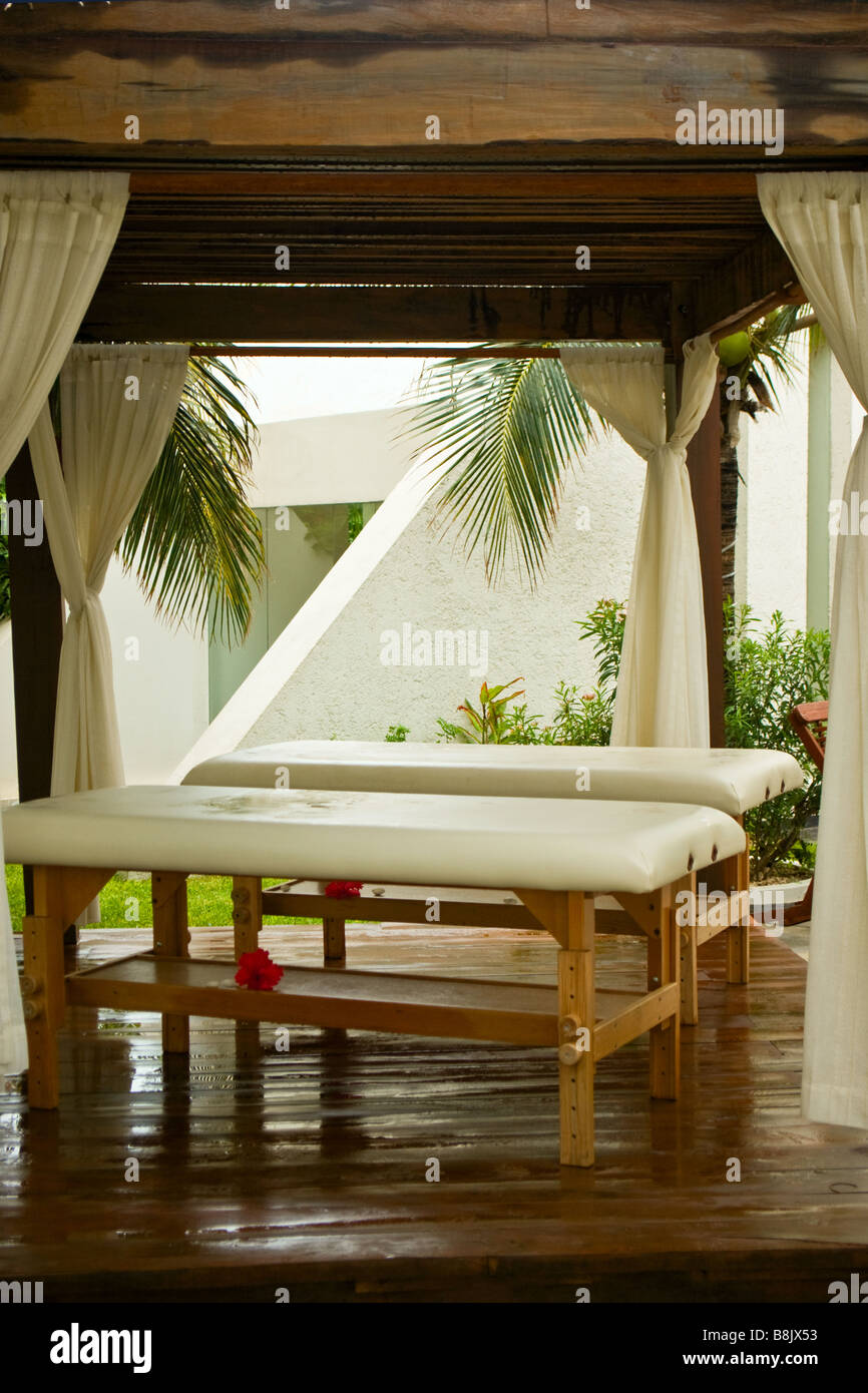 Resort massages in a cancun Stock Photo Alamy