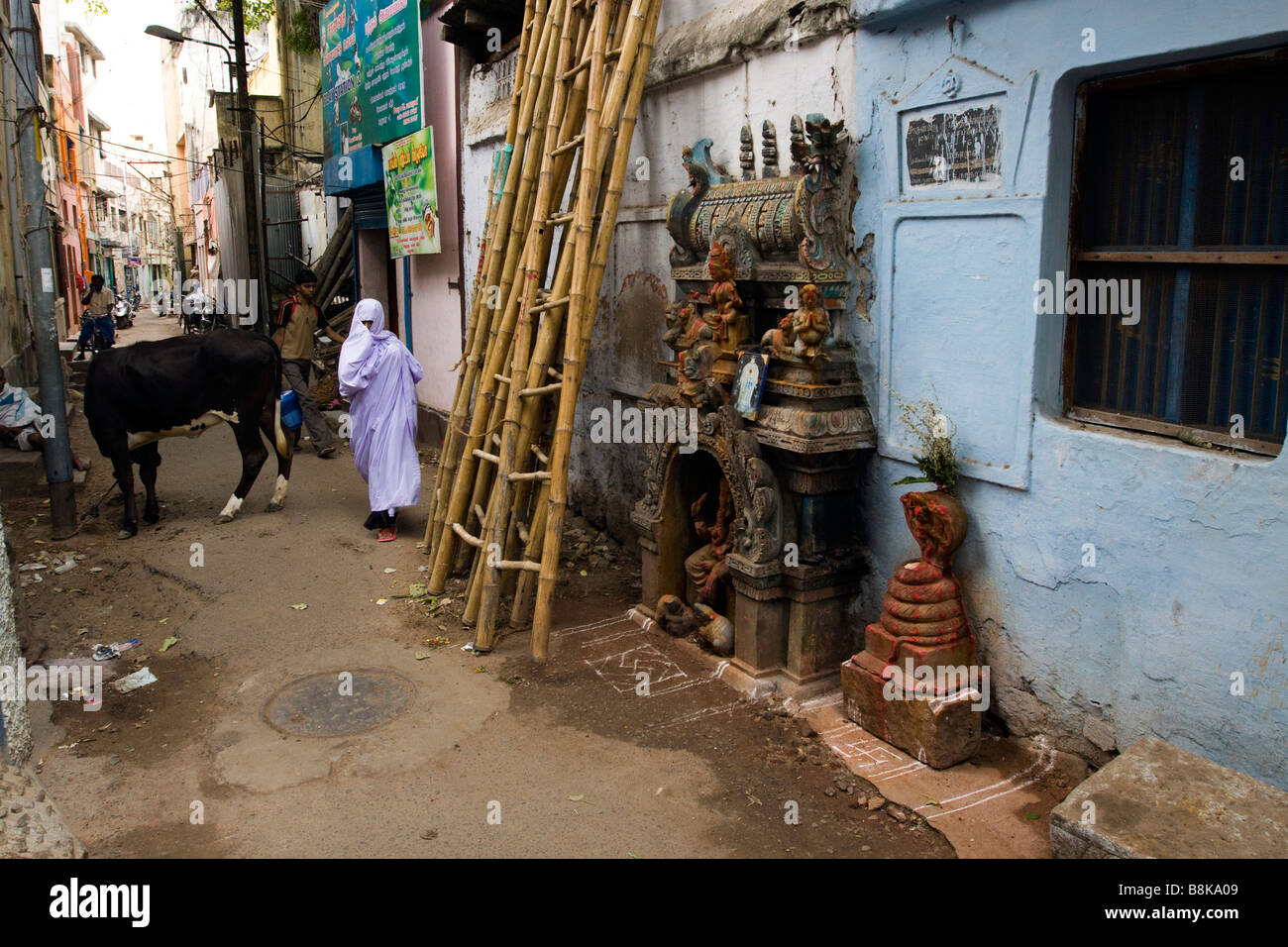 India Tamil Nadu Madurai small Hindu Sri Ganesh shrine in Moslem area Stock Photo