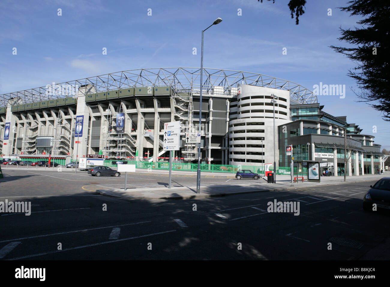 Twickenham Stadium New South and west Stand Stock Photo Alamy