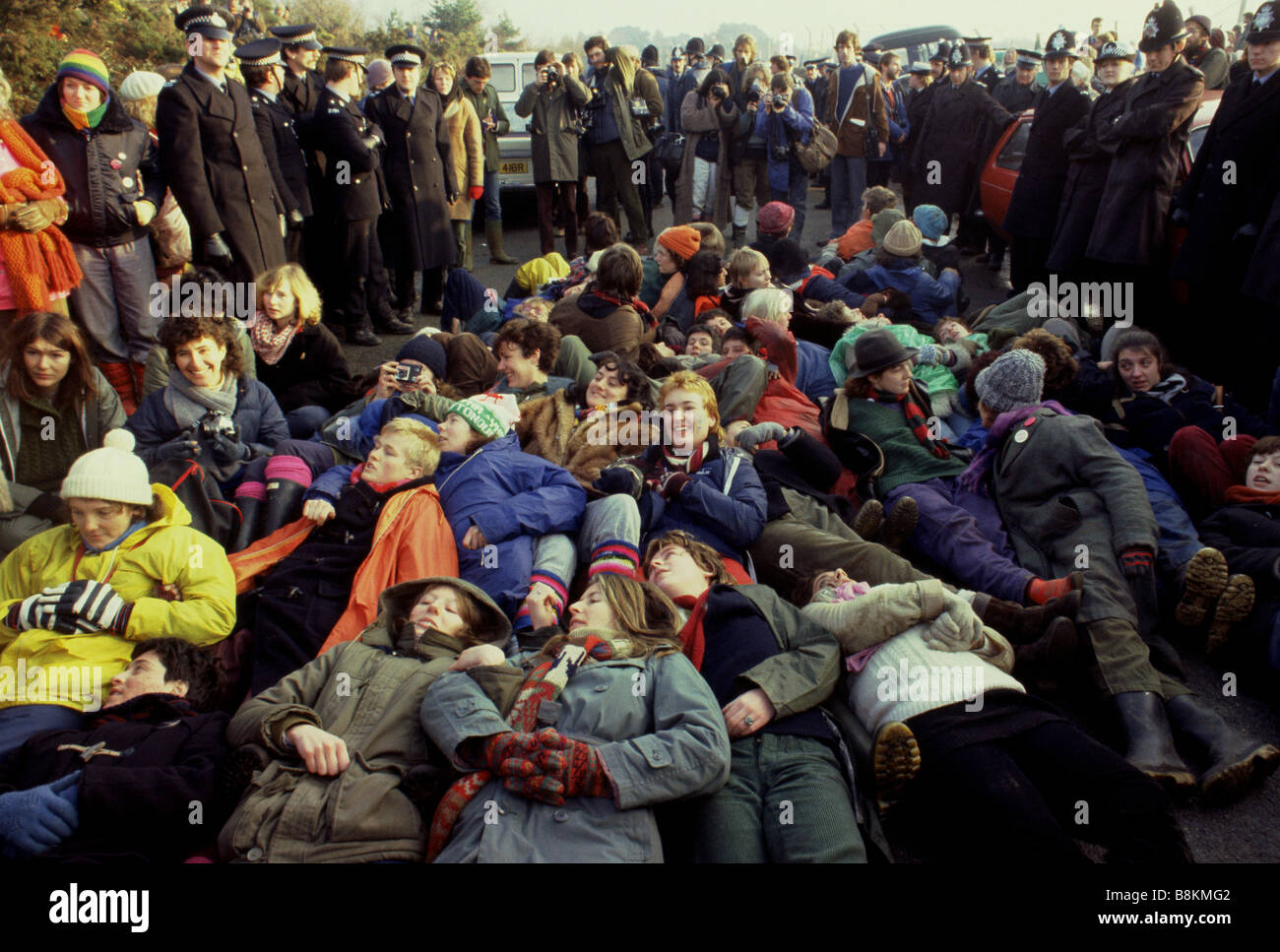 Greenham Berkshire UK 13 December 1982 Protesters at the Greenham Common Women's Peace Camp Stock Photo