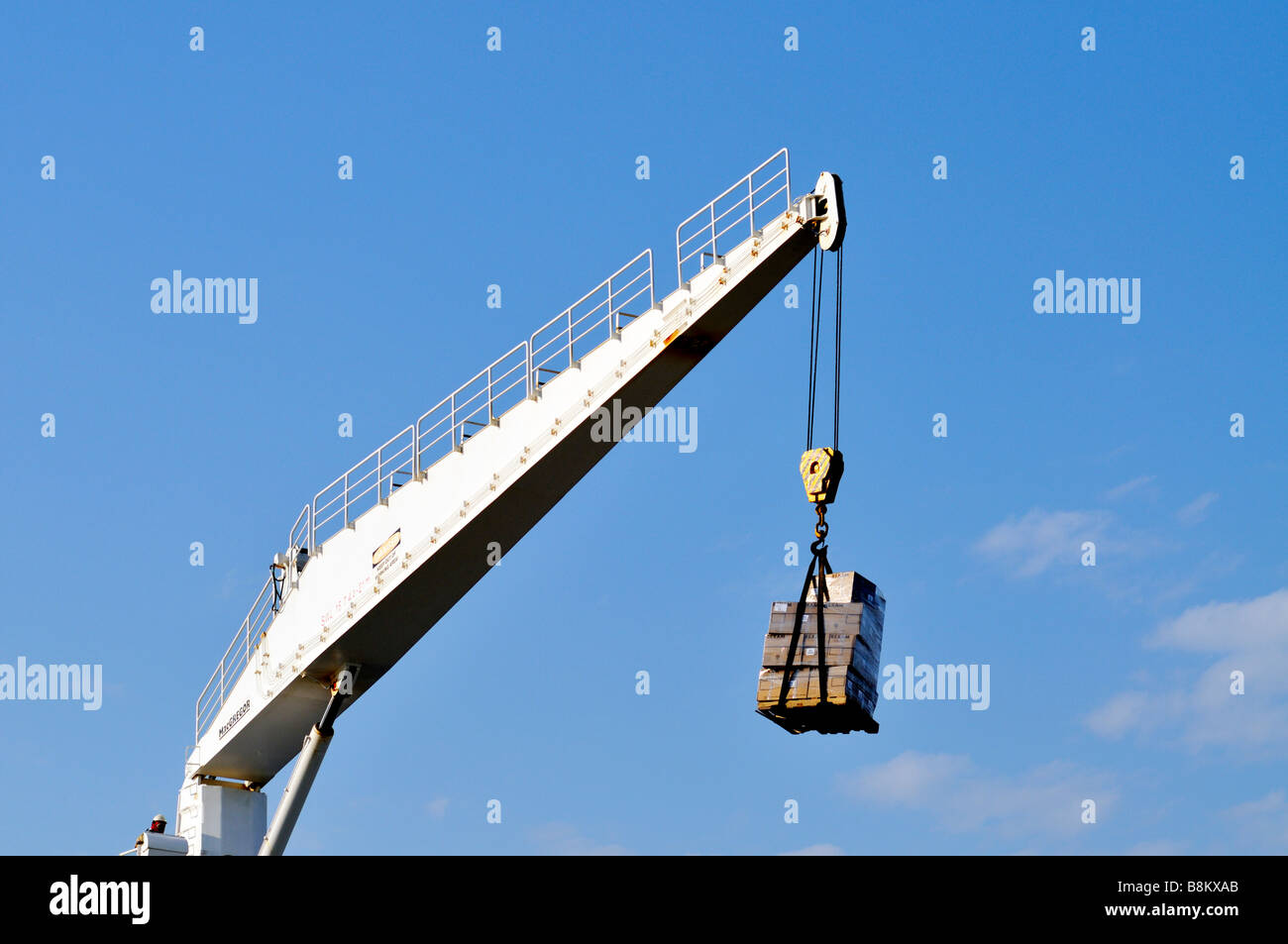 How much weight can a sky crane lift ogdoggy