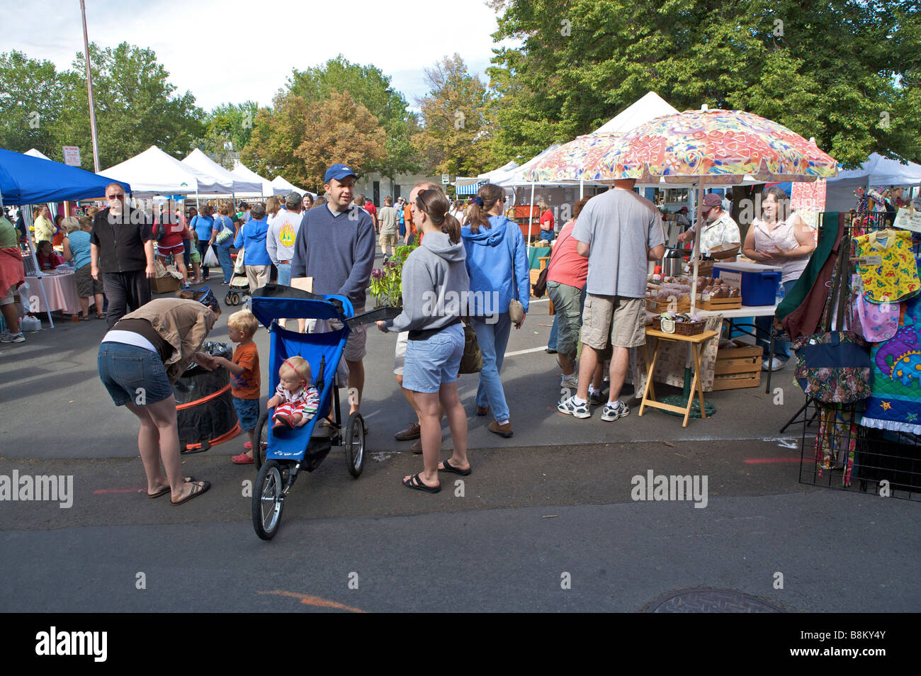 Saturday farmers market in Moscow Idaho near the border with Washington