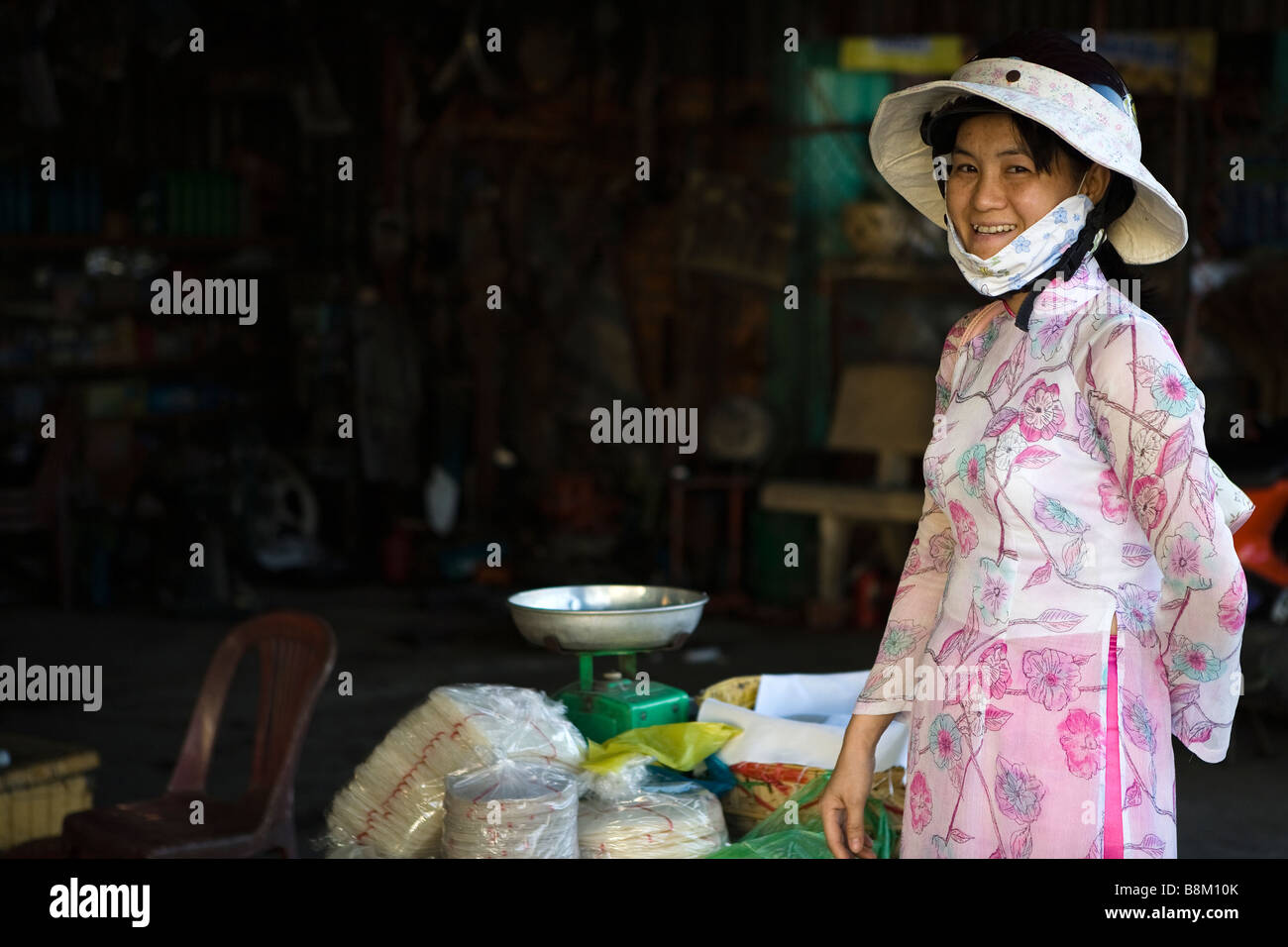 Market Woman In Vietnam Stock Photo - Alamy