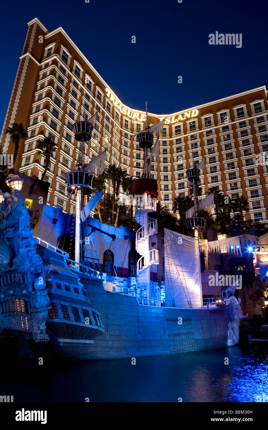 Treasure Island Hotel and Casino, pirate show on the las Vegas strip, Nevada, USA. Stock Photo