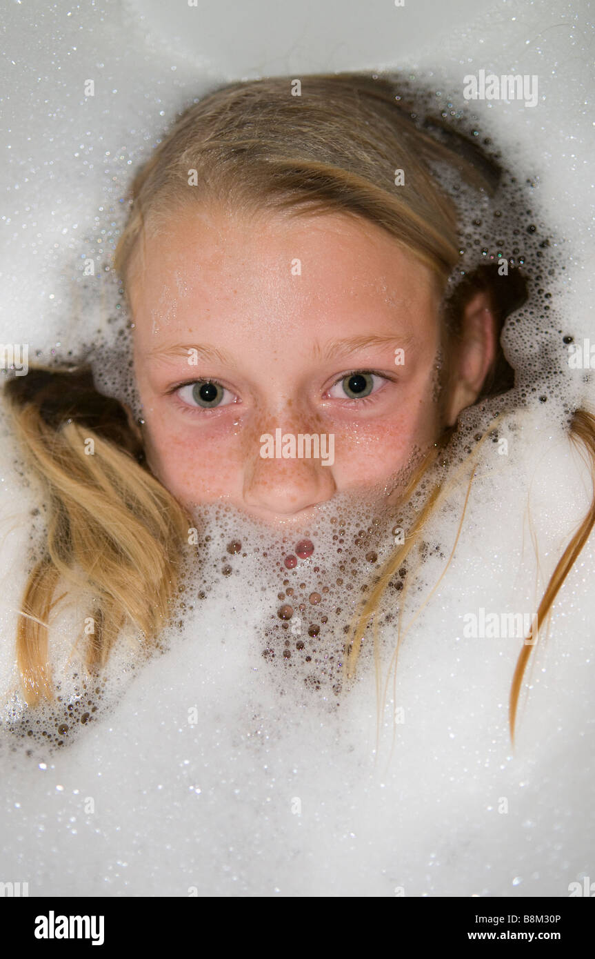 Child in bubble bath Stock Photo Alamy