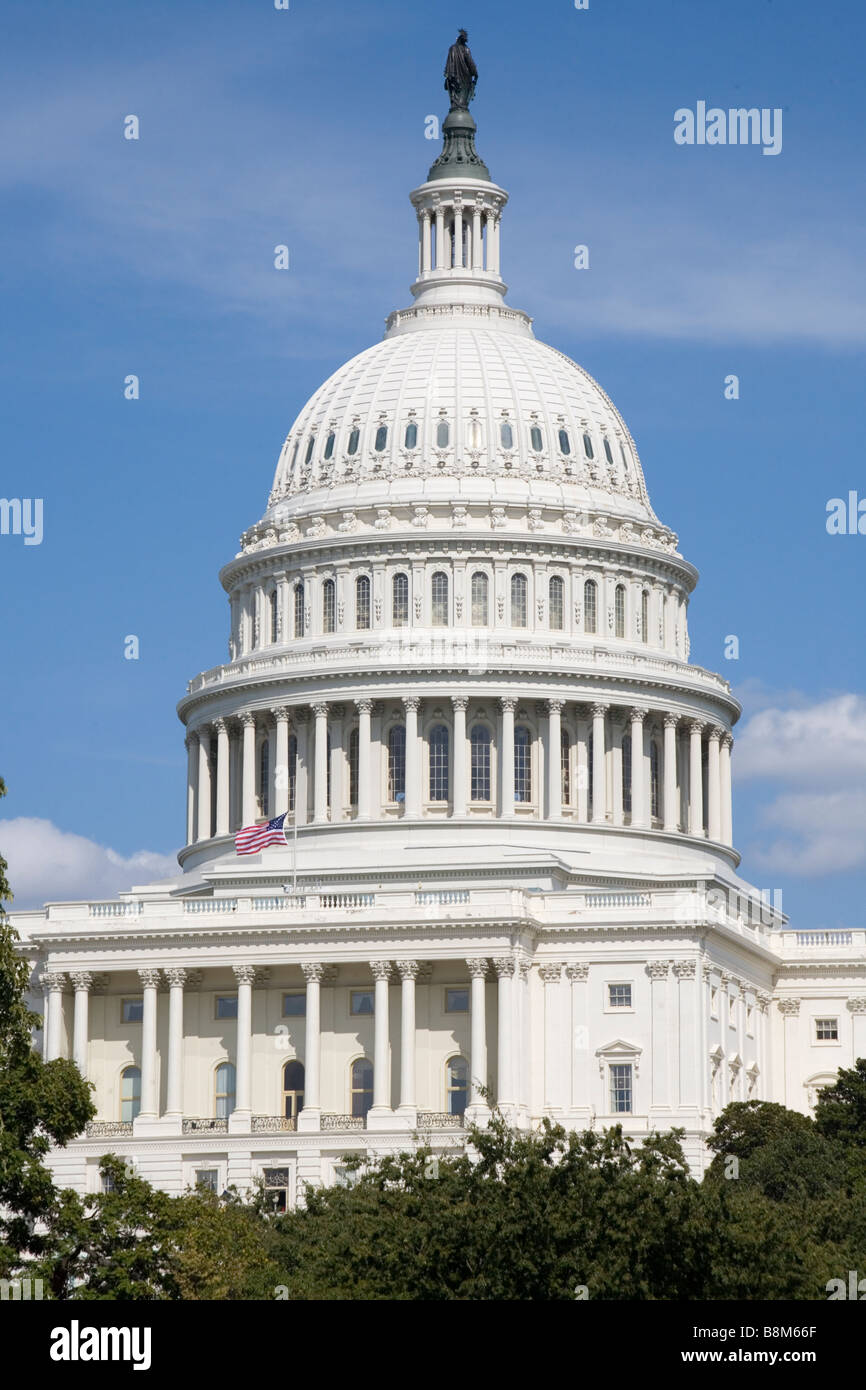 A view of the United States Capitol Building and Dome Stock Photo - Alamy