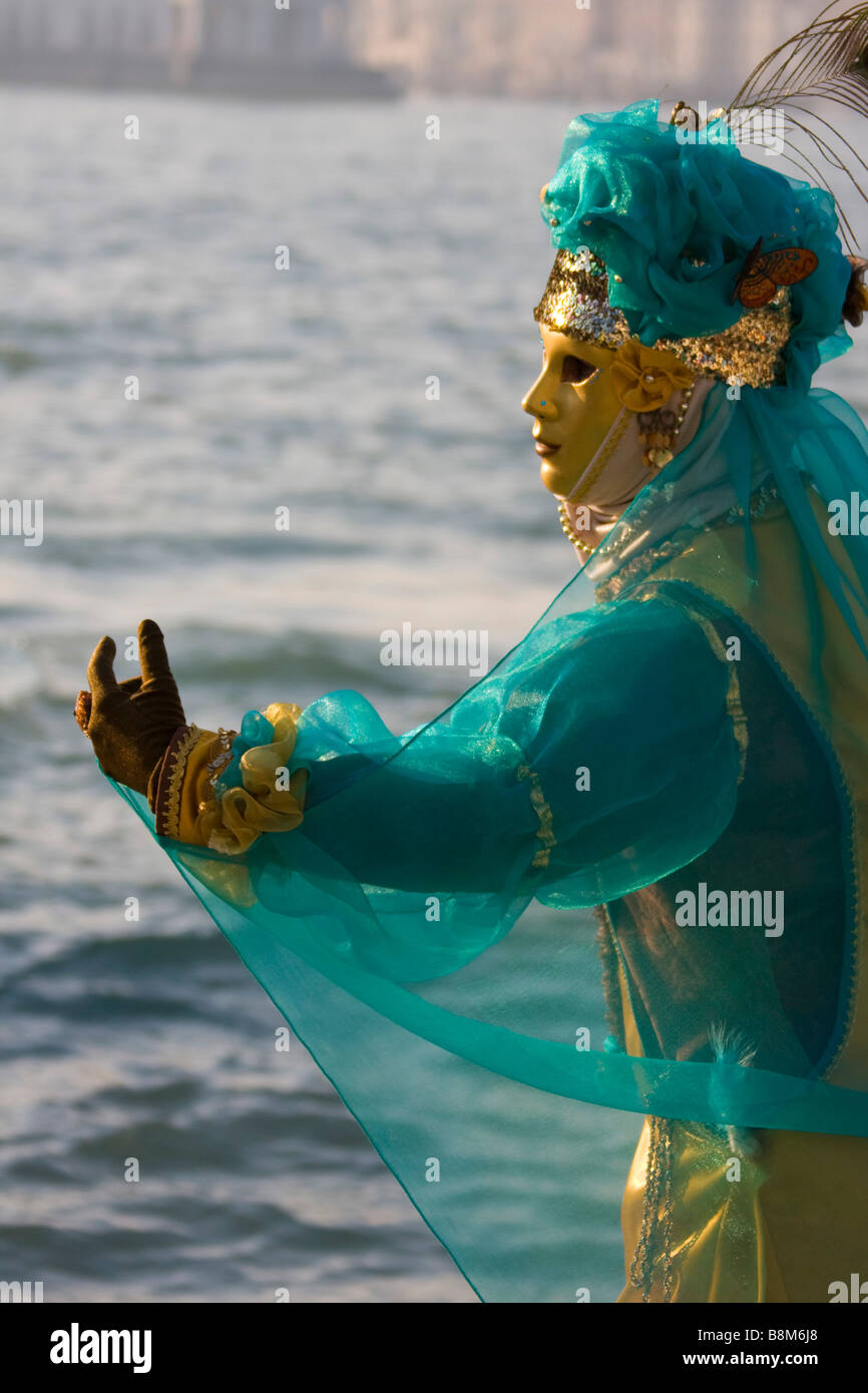 Venice carnival mask masquarade hi-res stock photography and images - Alamy