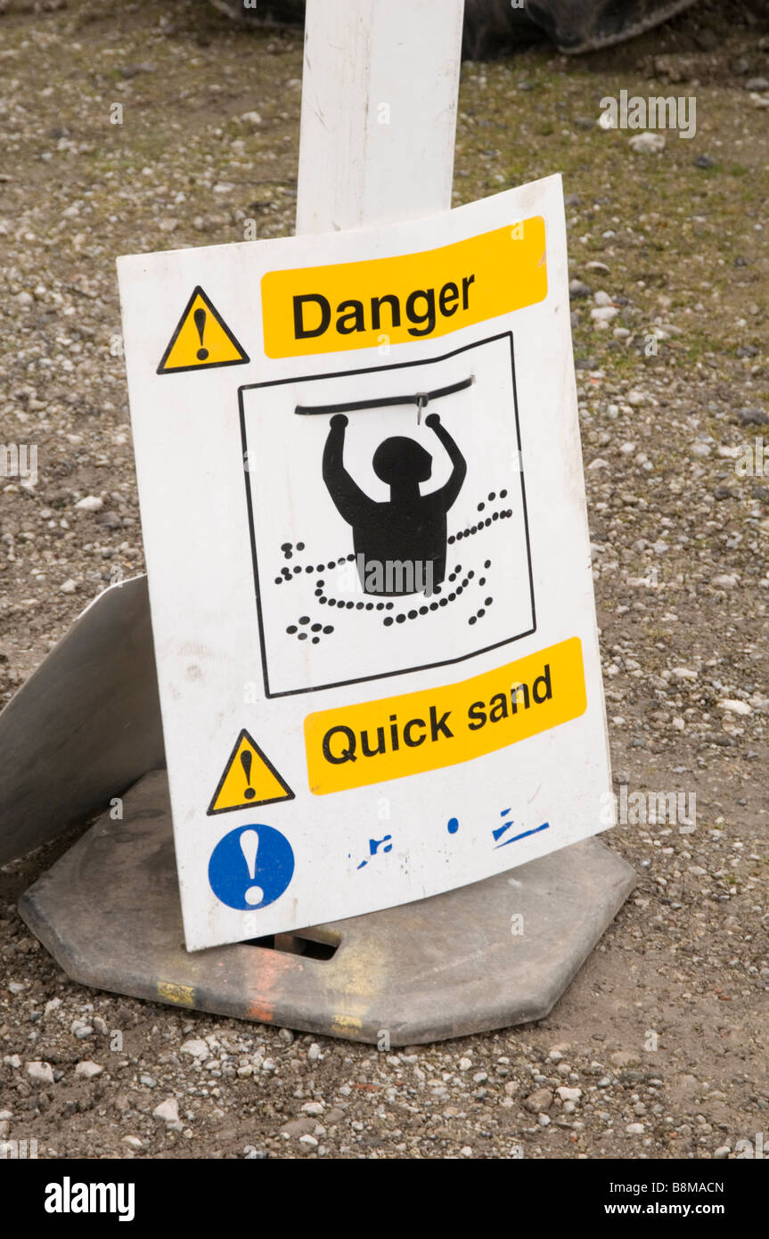 Danger quicksand hires stock photography and images Alamy