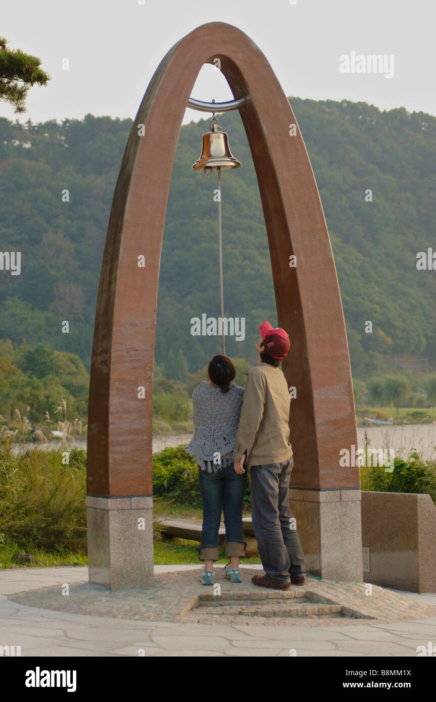 Bell ringing japan hi-res stock photography and images - Alamy
