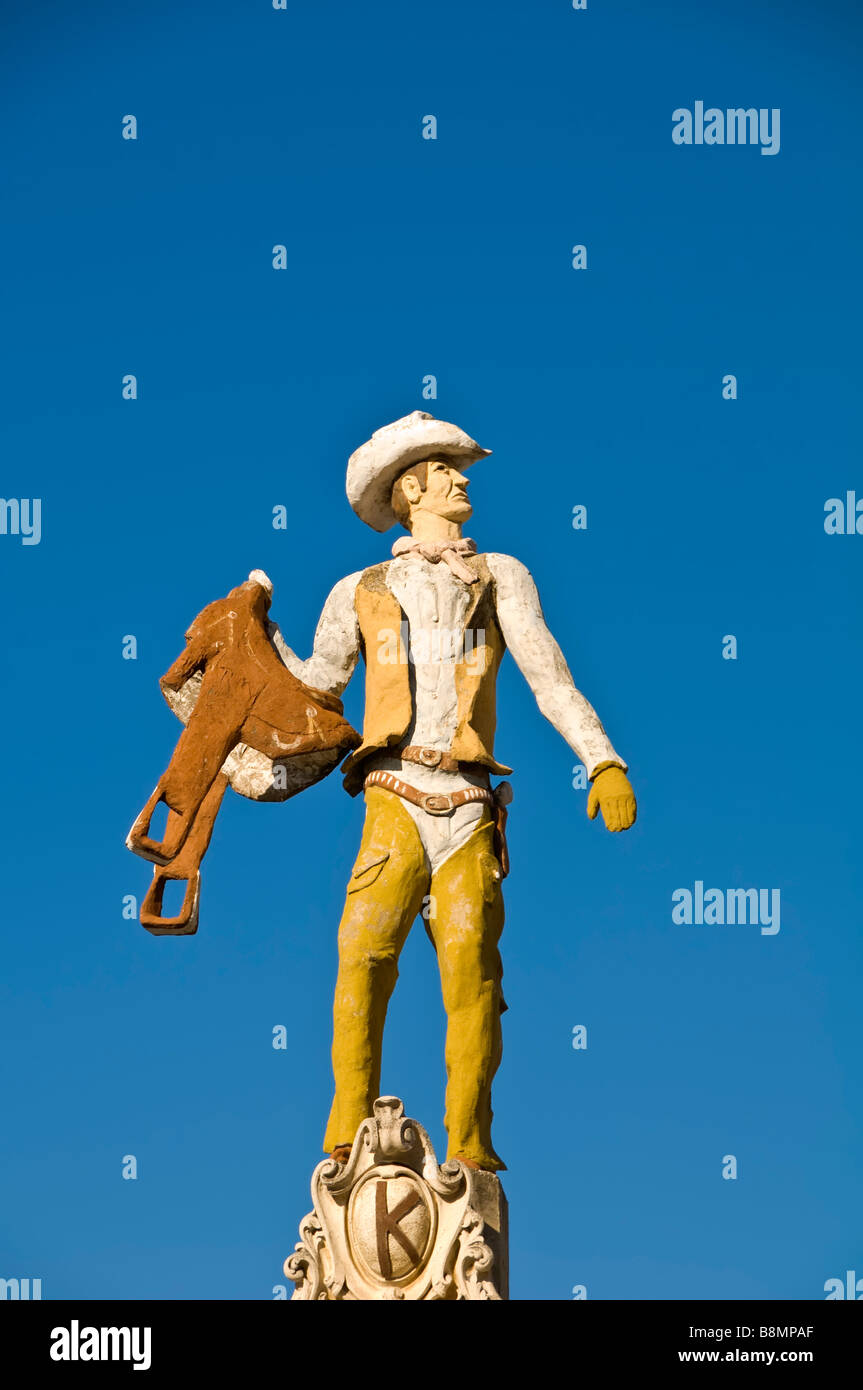 Old cowboy hat hi-res stock photography and images - Alamy