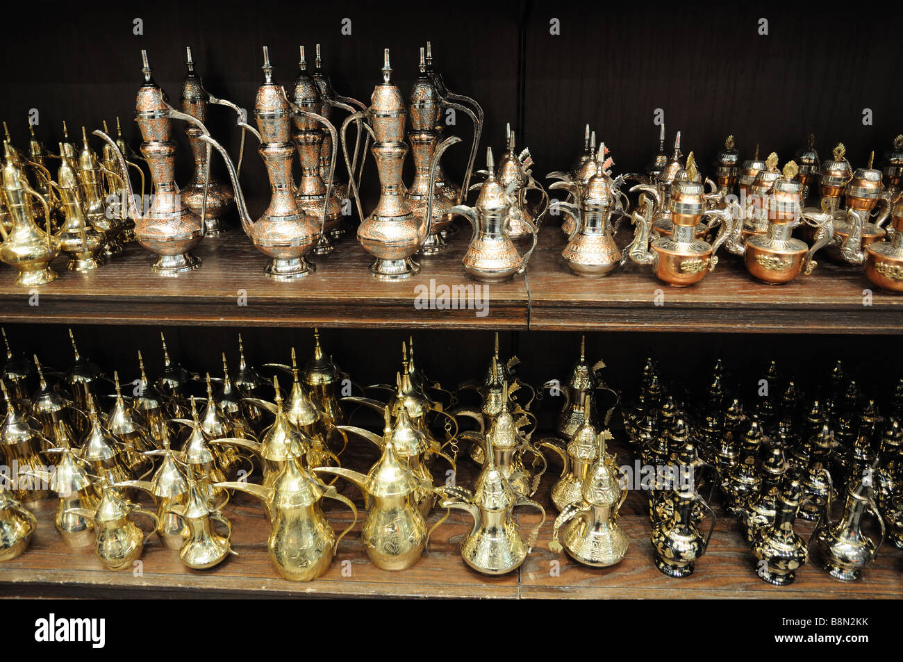 Traditional Arabic Teapots for sale in Dubai, United Arab Emirates
