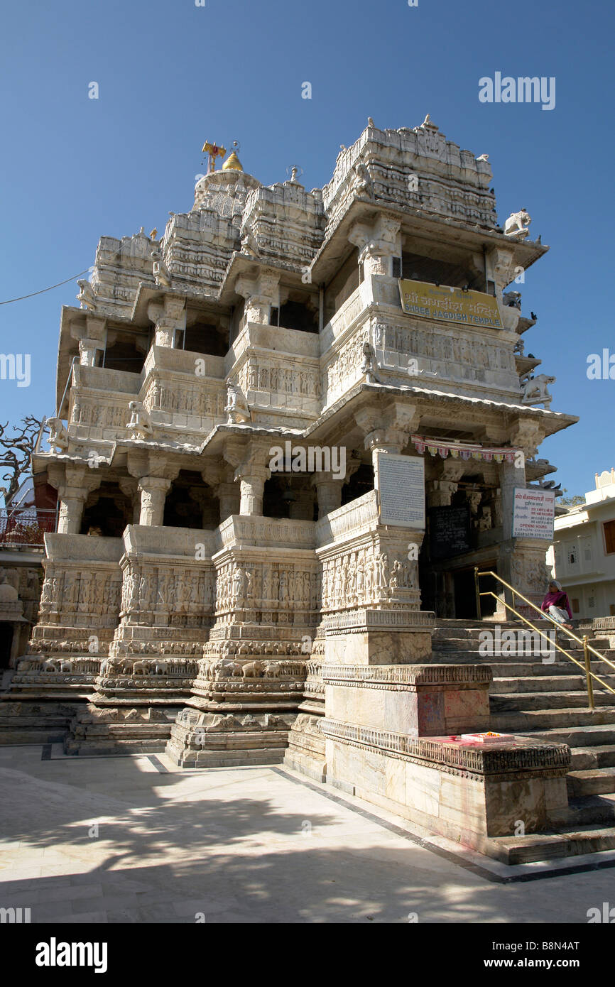 temple building in udaipur Stock Photo