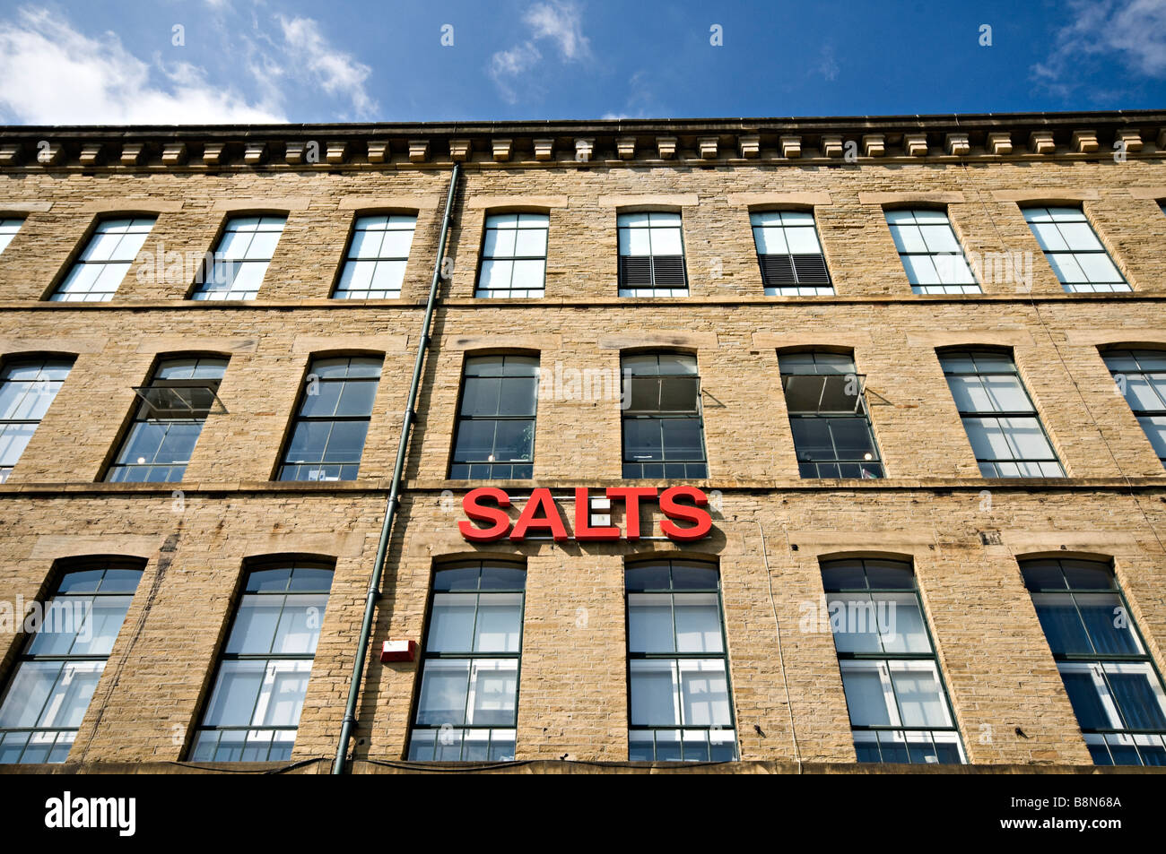 Salts mill Saltaire Bradford UK Stock Photo Alamy
