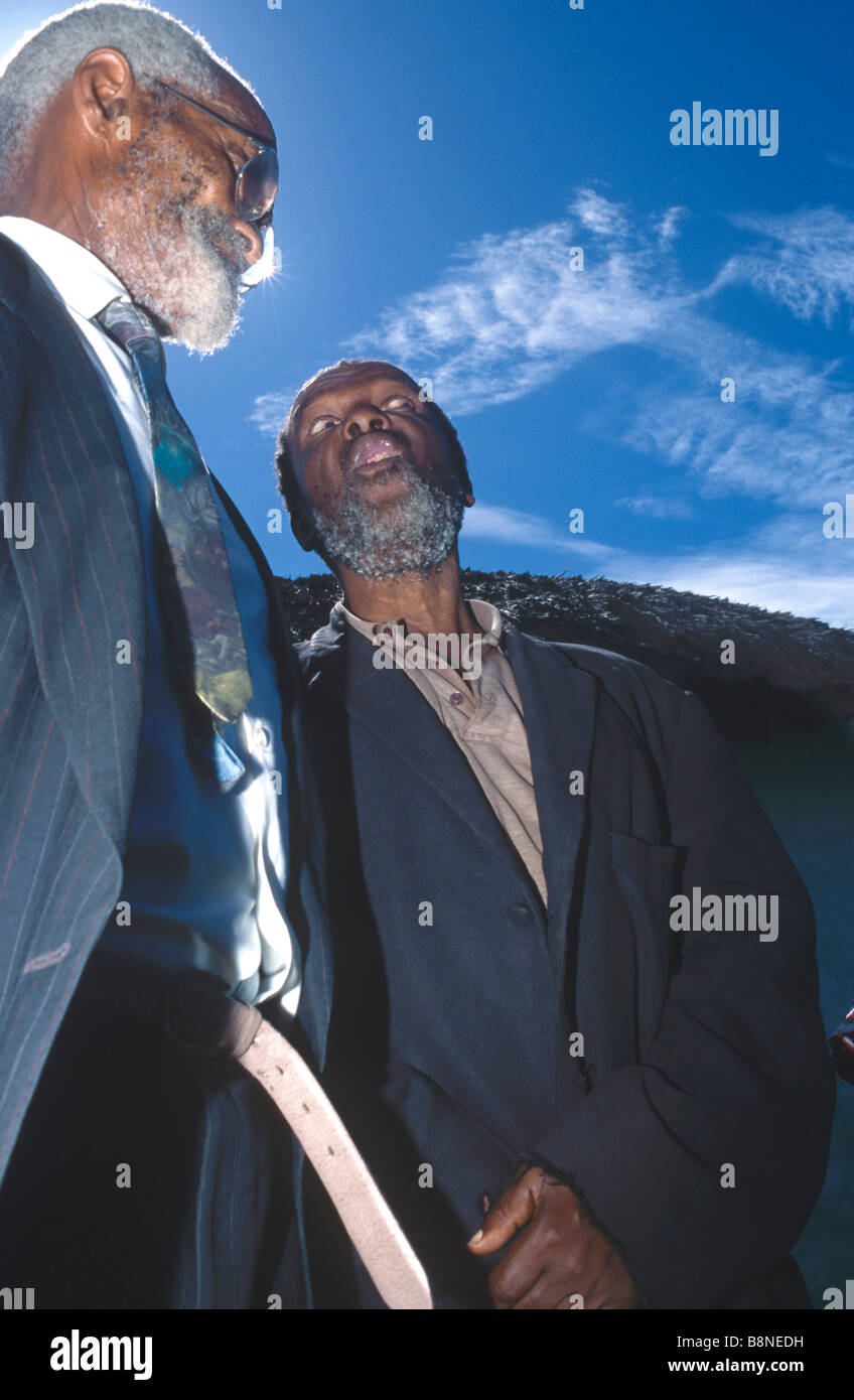 Elderly black man hi-res stock photography and images - Alamy