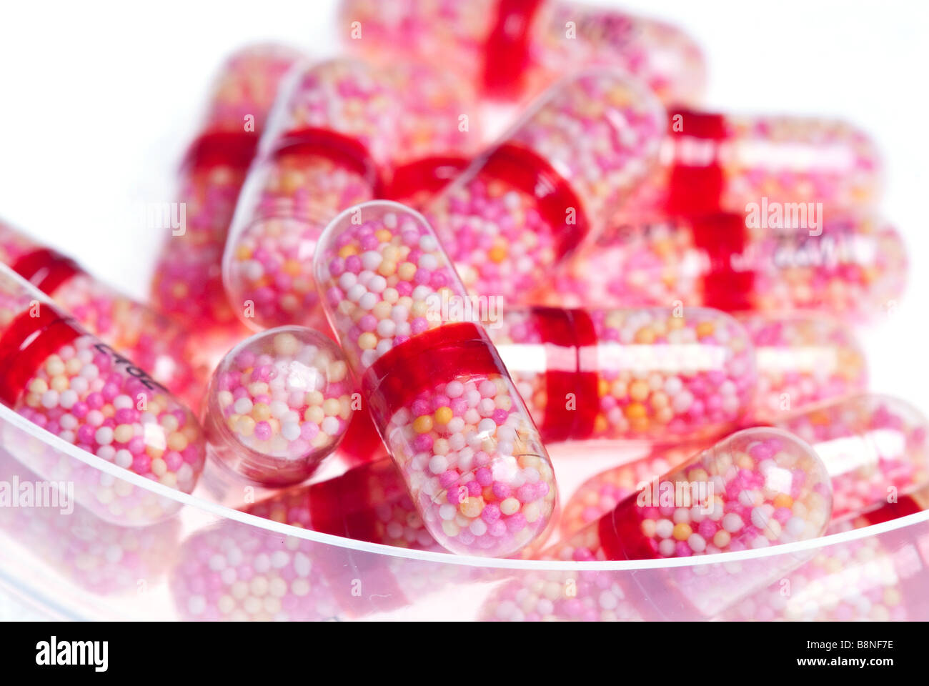 Pharmaceutical drug capsules containing time release cold medicine mini