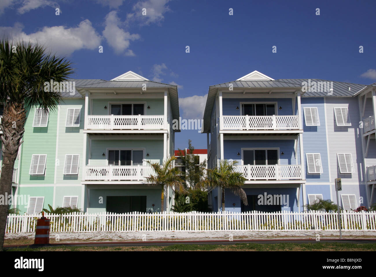 Apartments in Indian Shores between Clearwater Beach and St Pe