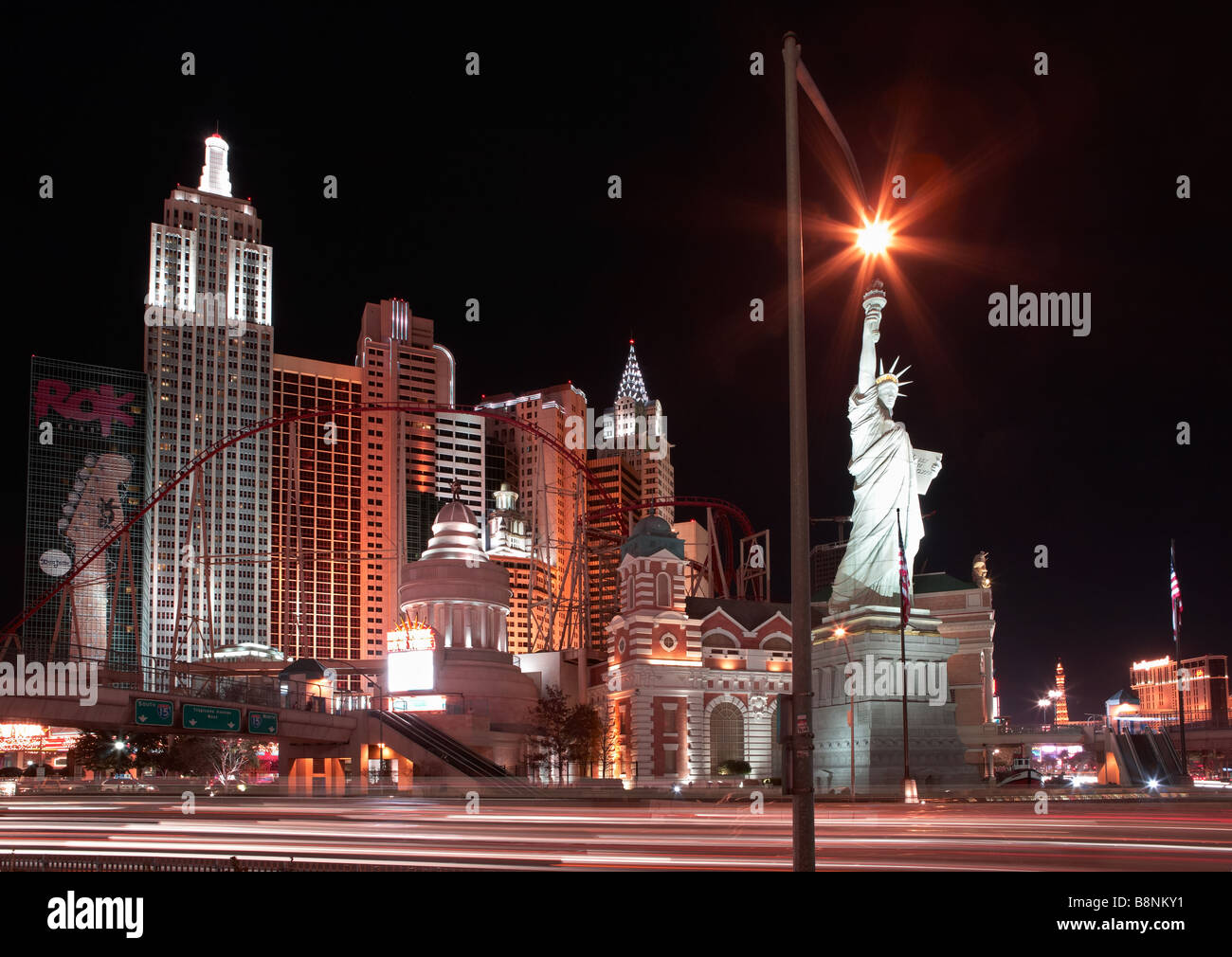 New York Hotel and Casino - Statue of Liberty - The Strip - Night Scene - Las Vegas Stock Photo