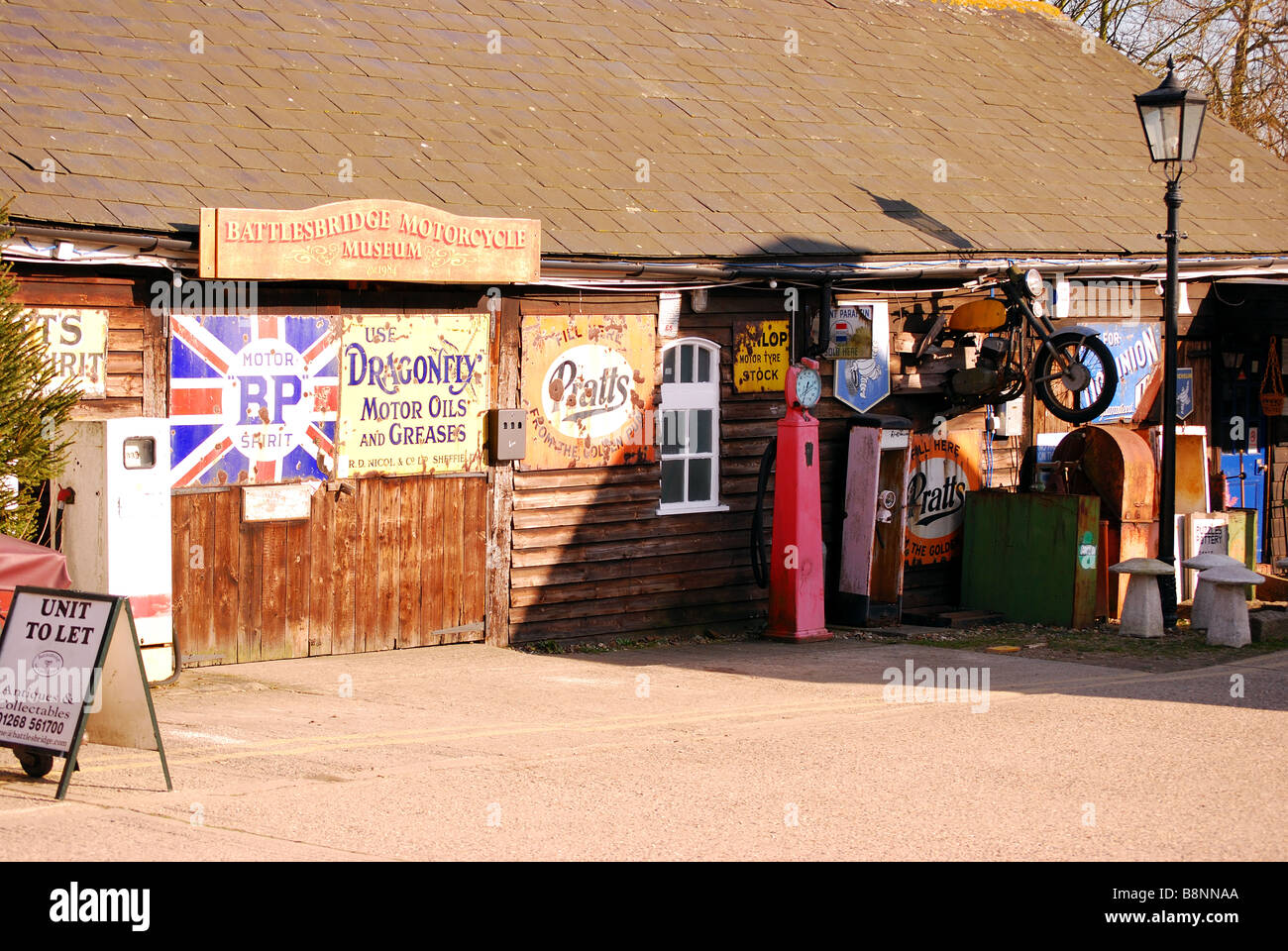 Closed for winter. A unit at Battlesbridge Antiques Centre Stock Photo