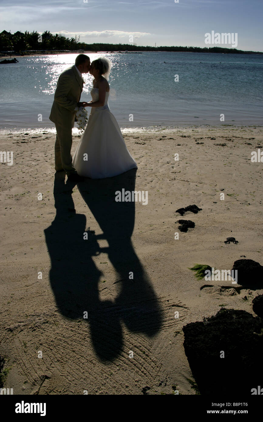 Indian wedding couple kissing on hi-res stock photography and images ...