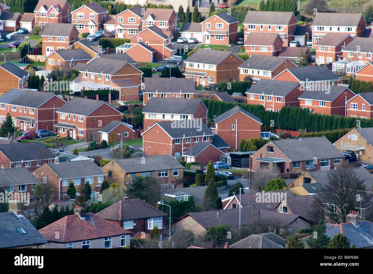 Modern housing estate hi-res stock photography and images - Alamy