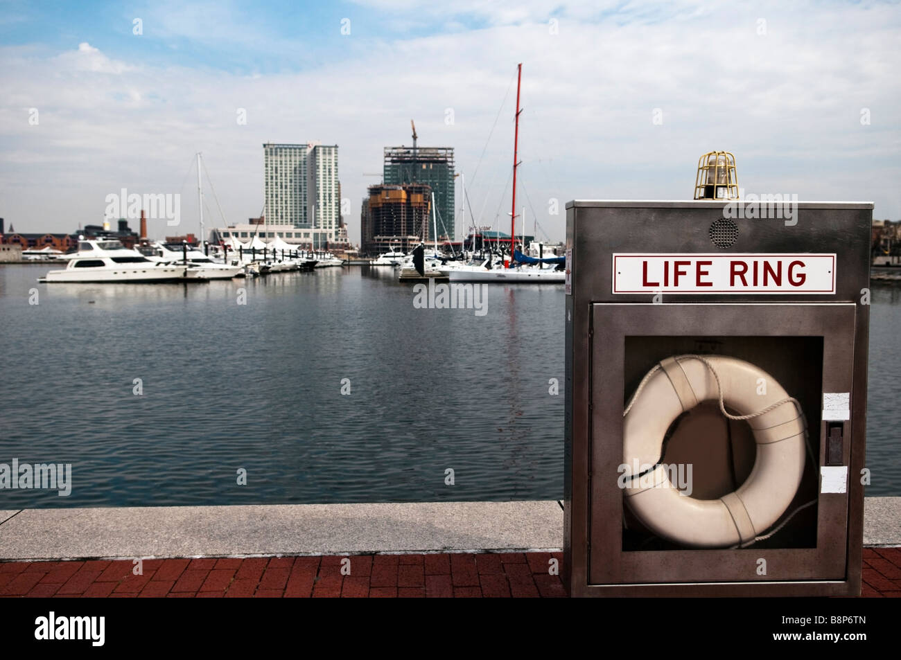 Life preserver on the banks of the Chesapeake Bay, Baltimore Maryland Stock Photo